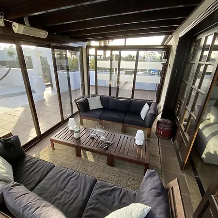 Traumvilla Mit Pool & Meerblick 别墅
