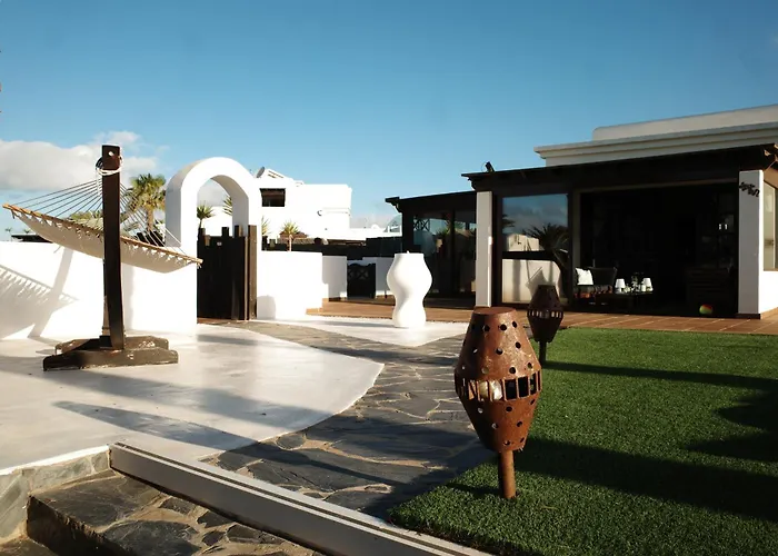 빌라 Traumvilla Mit Pool & Meerblick *