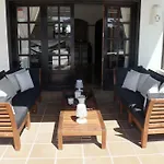 Traumvilla Mit Pool & Meerblick Вилла